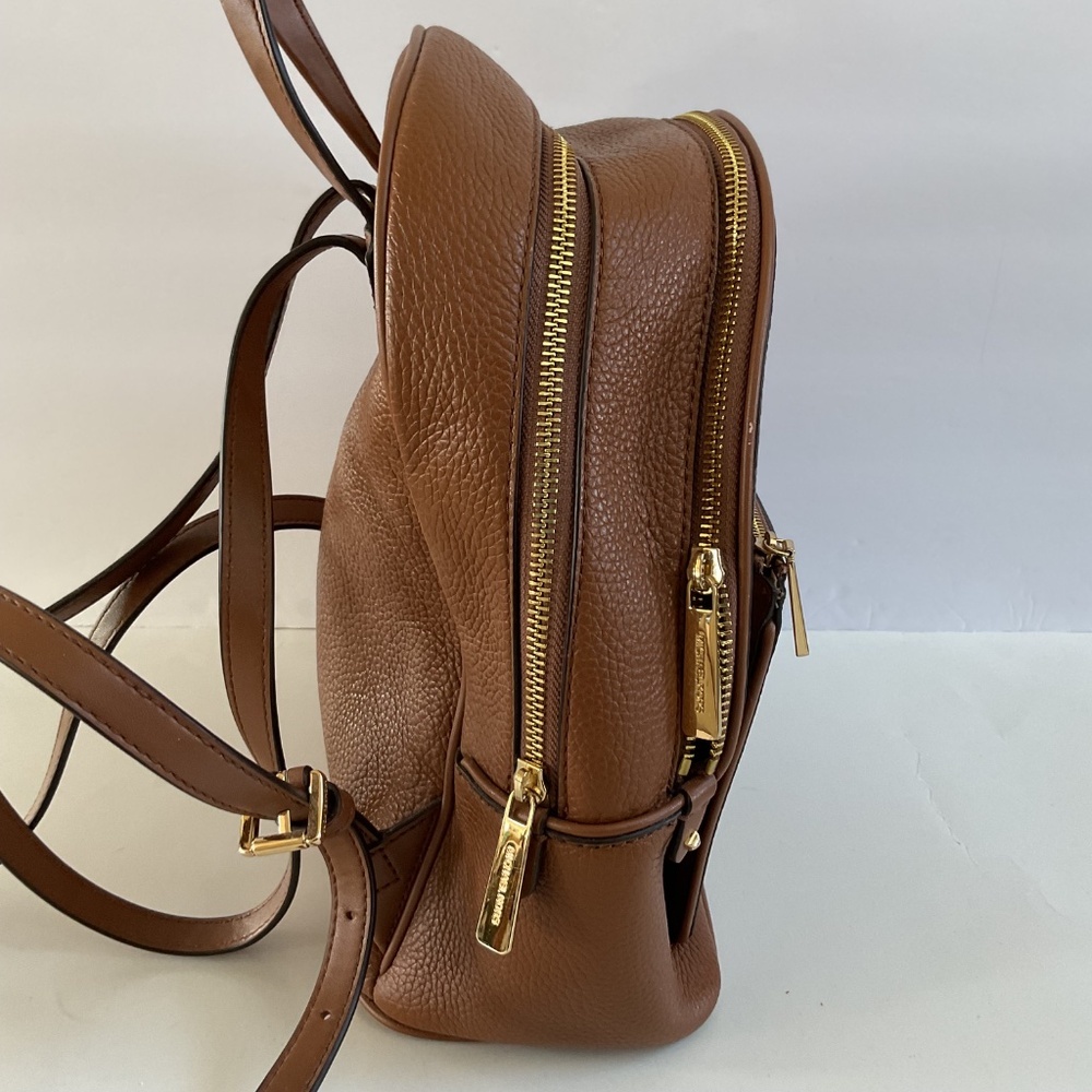 Michael Kors Adina Medium Pebbled Leather Backpack Brown Quite Luxury - Picture 3 of 16